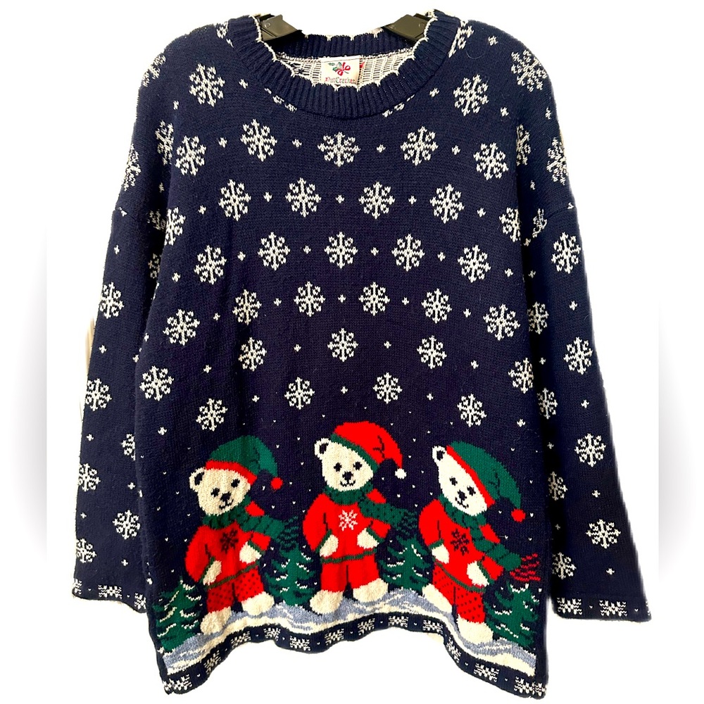 Vintage Womens Size Small Polar Bears Snow Oversized Christmas Sweater Made USA
